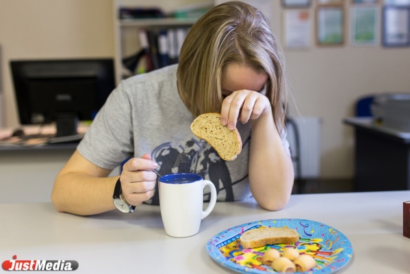 Порции размером с кружку и отжимания. Корреспондент JustMedia сел на «диету Гаффнера». СПЕЦПРОЕКТ