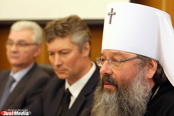 Митрополит Кирилл – о фонтане на площади Труда: «Глядя на карту города, мы видим признаки недолеченой болезни»