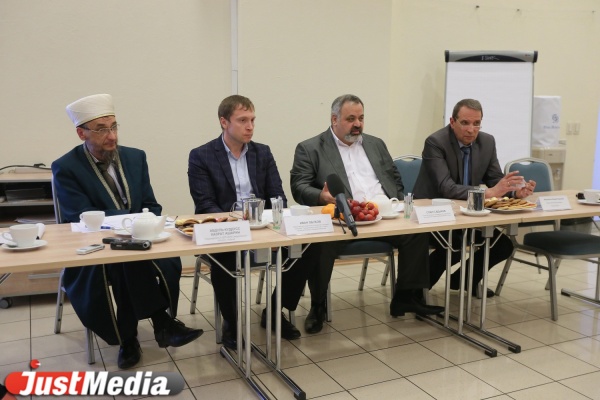 Примирения не состоялось. Представители армянской диаспоры не стали делать заявлений по поводу убийства Эмиля Гусейнова