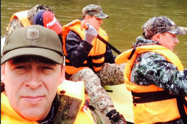 Евгений Владимирович Обещалкин. Доверие к свердловскому губернатору стремительно падает из-за невыполненных обещаний