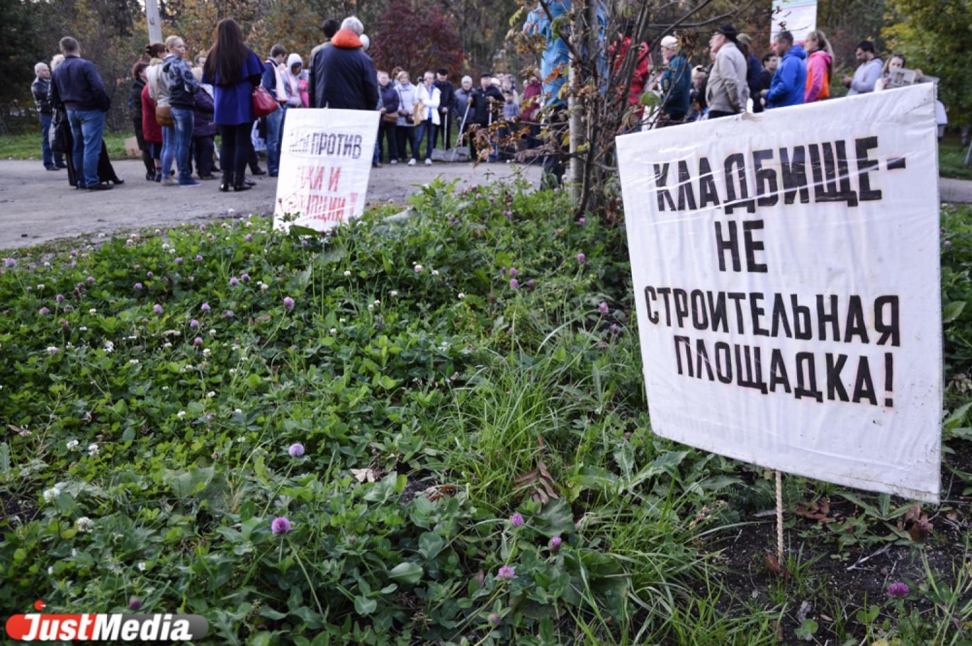 От строительства не отказываются, но сдвинуть кирху готовы. Лютеране разработали новый проект строительства церкви на Блюхера - Фото 1
