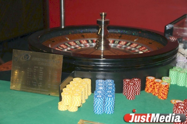 Павел Сычев: «Игорные заведения теперь только для своих. Организаторы делают смс-рассылку клиентам».