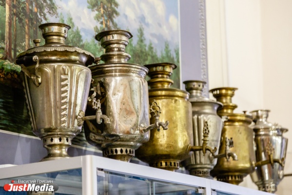 В Ирбите самовары охлаждают чай и разъезжают на мотоциклах. СПЕЦПРОЕКТ