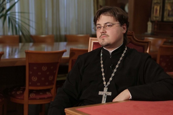 ОТКРЫТАЯ ПОЗИЦИЯ. Игумен Вениамин Райников — о фильме Алексея Учителя: «Матильда не канонизирована, она вполне может быть и голой»