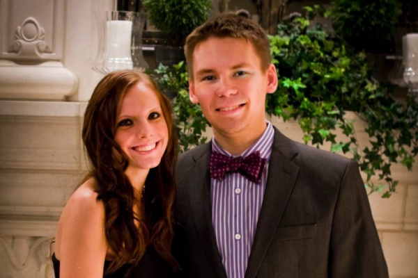 «Родители рады, что дочка связала свою судьбу не с канадцем, а с русским». История любви уральца и красавицы из Канады. СПЕЦПРОЕКТ