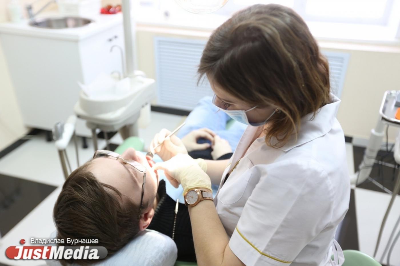 Сверлят здоровые зубы и ставят устаревшие пломбы. JustMedia.Ru узнал, как уральцев обманывают в стоматологиях - Фото 1