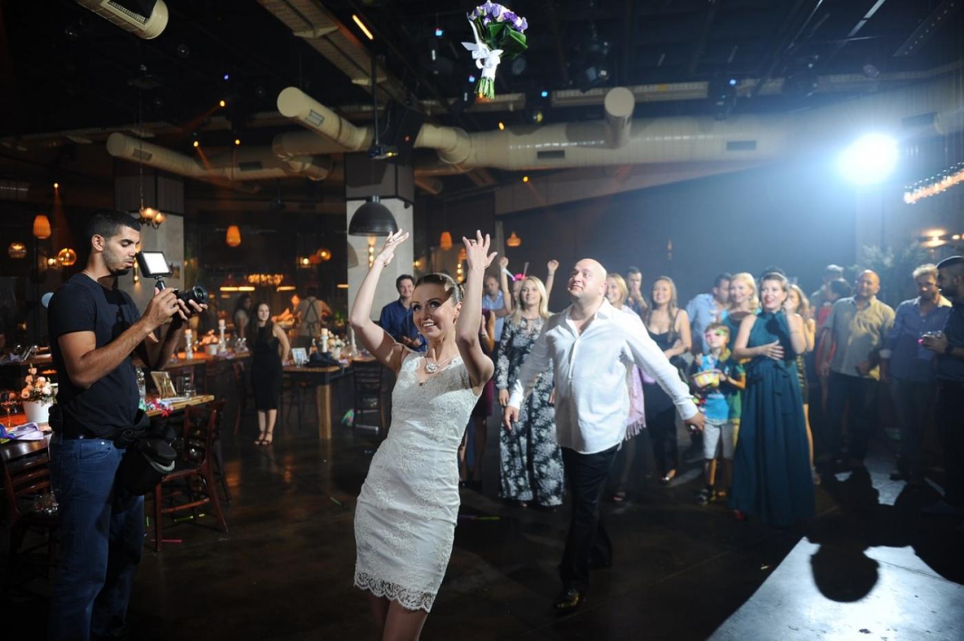 «Еврейская свадьба была небольшой — всего 200 гостей». История любви екатеринбурженки и израильтянина. СПЕЦПРОЕКТ - Фото 1