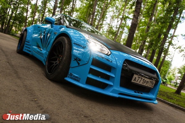 «Только диски обошлись в 950 тысяч». Уралец потратил несколько миллионов рублей, чтобы восстановить Nissan GT-R после ДТП. ФОТО