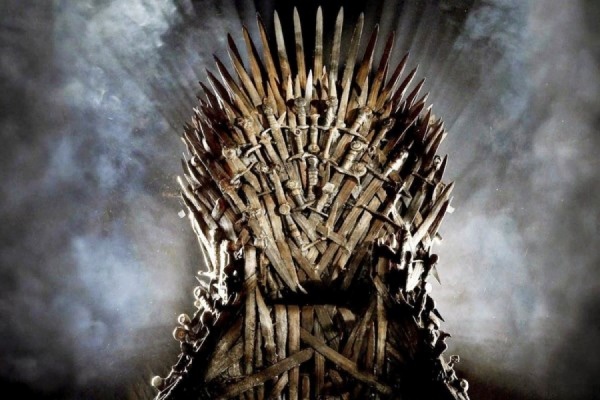 Серсея станет зомби, Джон Сноу женится на кхалиси, а Бран займет железный трон. Чего ждут уральские ВИПы от нового сезона «Игры престолов»