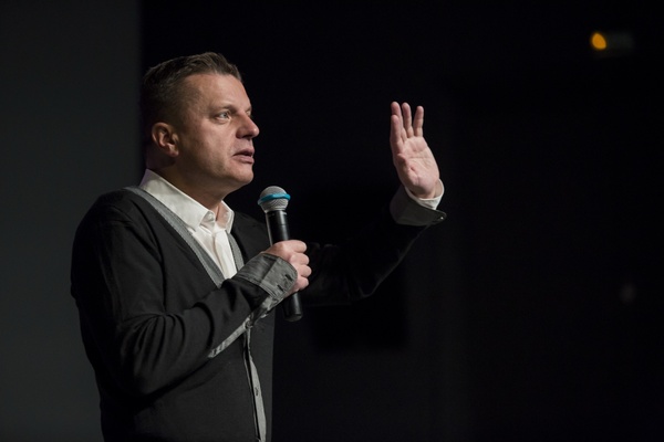 «Я боялся негативной реакции людей слову «русский» в названии». Парфенов о «Русских евреях»