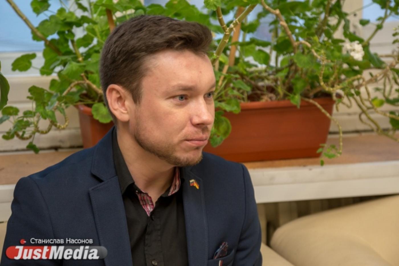«Екатеринбург большой и шумный. Он похож на Берлин». Преподаватель из Германии о конструктивизме, церквях, супе и Коляде-Театре. СПЕЦПРОЕКТ - Фото 1