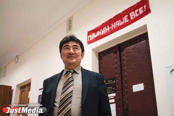 «Мы не приучены есть овощи. У нас они - корм для скота». Монгольский педагог о медали Пушкина, скудных сугробах и малышах-наездниках. СПЕЦПРОЕКТ