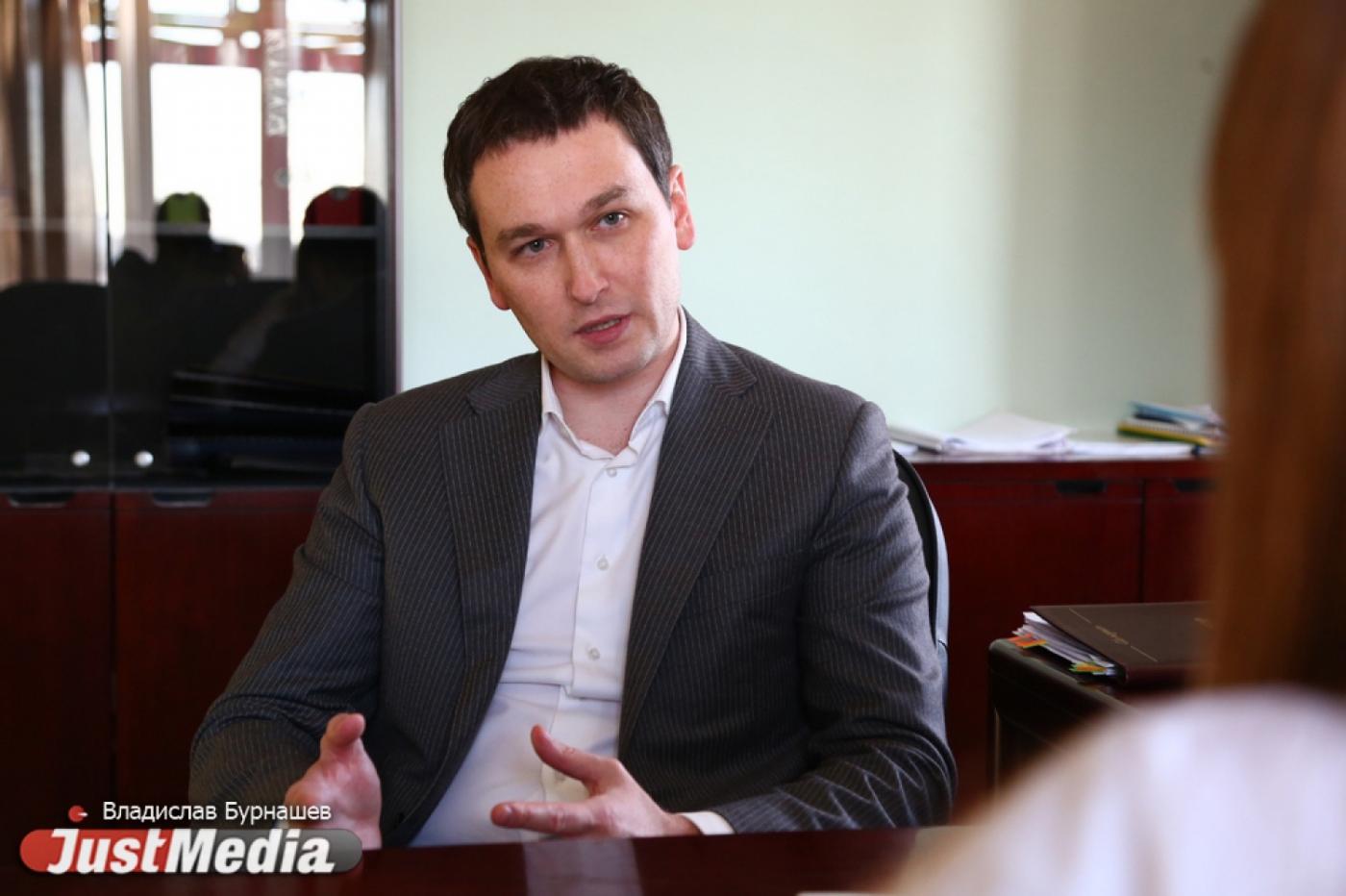 Павел Смирнов, предприниматель: «Я не беру «зеленых». Зачастую - это белый лист бумаги и установка «Я - звезда» - Фото 1