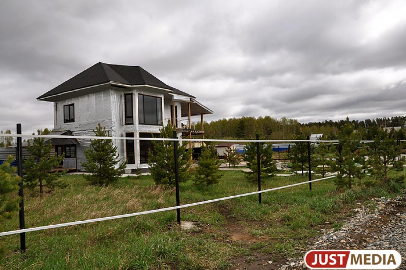 «Подделка документов и хищение земли, видимо, не преступления». Екатеринбурженка полгода не может добиться от полиции Сысерти возбуждения уголовки - Фото 1