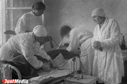 Хирурги перед операцией, 1933 год. ФОТО: ГКУСО «ГАСО».