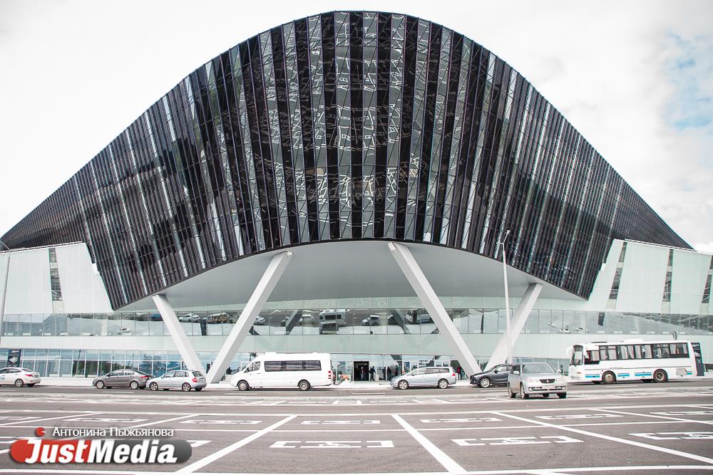 Зал-трансформер, самый большой экран в мире и комната для Путина. Как выглядит конгресс-центр МВЦ «Екатеринбург-Экспо» за две недели до GMIS-2019 - Фото 1