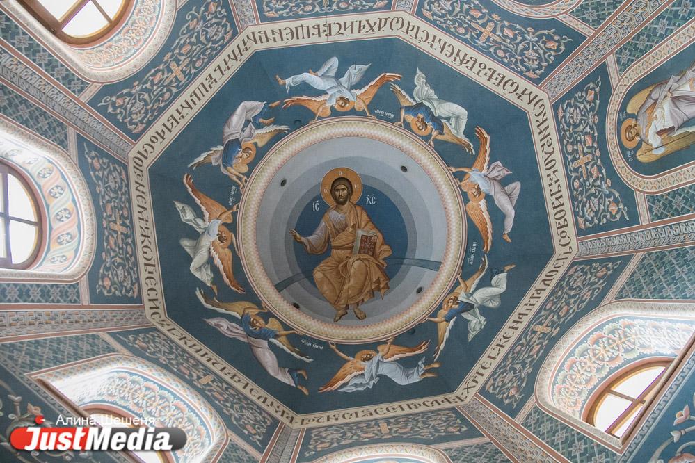 В Екатеринбурге восстановили часовню в честь Преображения Господня - Фото 1