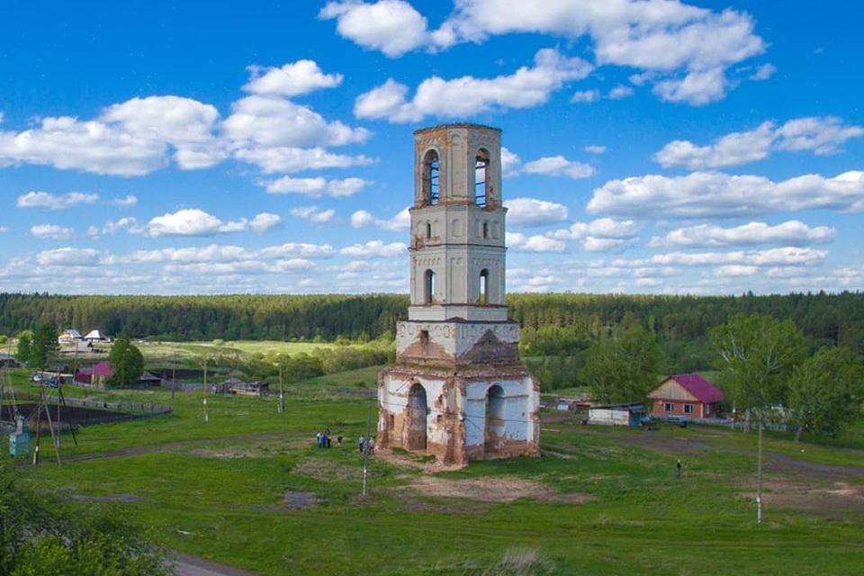 «Жизнь их покинула после революции». Смотрим на разрушенные и заброшенные храмы Свердловской области с JUSTTRIP - Фото 1