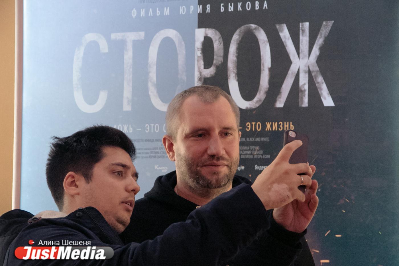  Режиссер «Дурака» Юрий Быков: «Моему поколению уже четыре раза ломали голову» - Фото 1