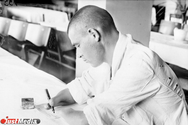 «Оставались одни глаза и язык, висящий на груди». Как в годы войны в Свердловске работали эвакогоспитали