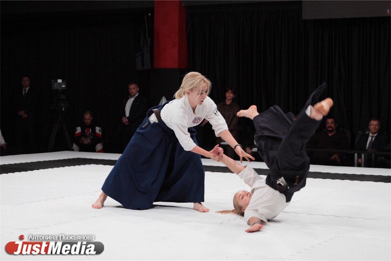 Стивен Сигал открыл фестиваль айкидо 2020 в Екатеринбурге - Фото 1