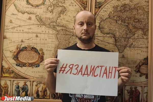 «Знания наверстаются, а легкие не восстановятся». Колонка отца, озлобленного отсутствием дистанта в младшей школе - Фото 1