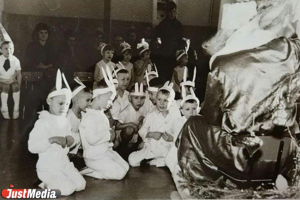 Николай Смирнов – мышонок, Григорий Мазаев – спутник. Уральские VIP-ы о том, как красили лампочки для гирлянд и какие костюмы надевали на новогодние елки - Фото 1