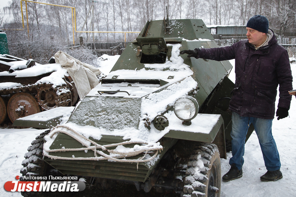 Советские броневики и двигатели с гайками от Генри Форда. Как на Урале собирают машины времен войны - Фото 1