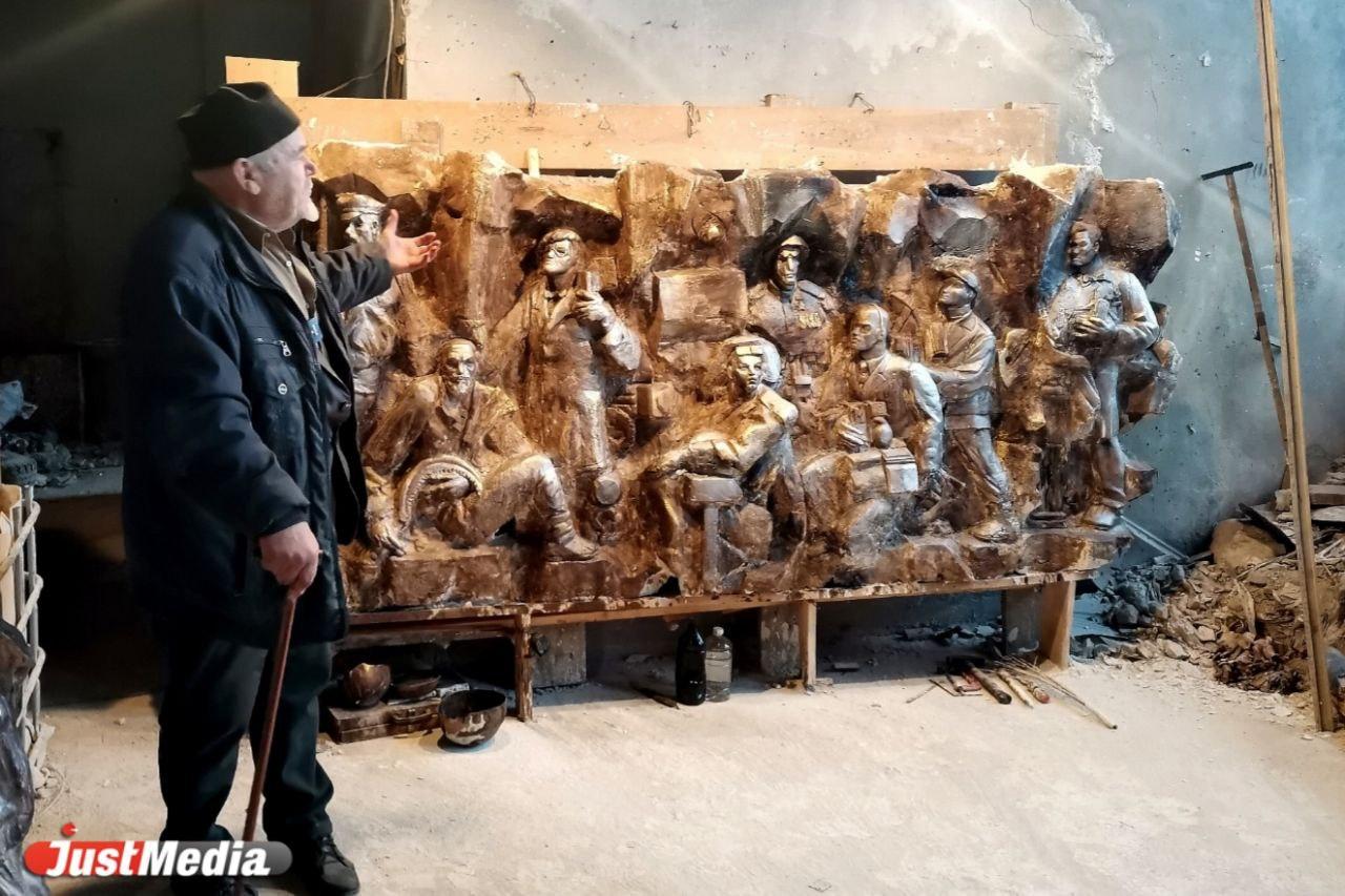 Плод всей жизни. Уральский скульптор Константин Грюнберг рассказал, как продвигается работа над созданием горельефа к 300-летию Екатеринбурга - Фото 1