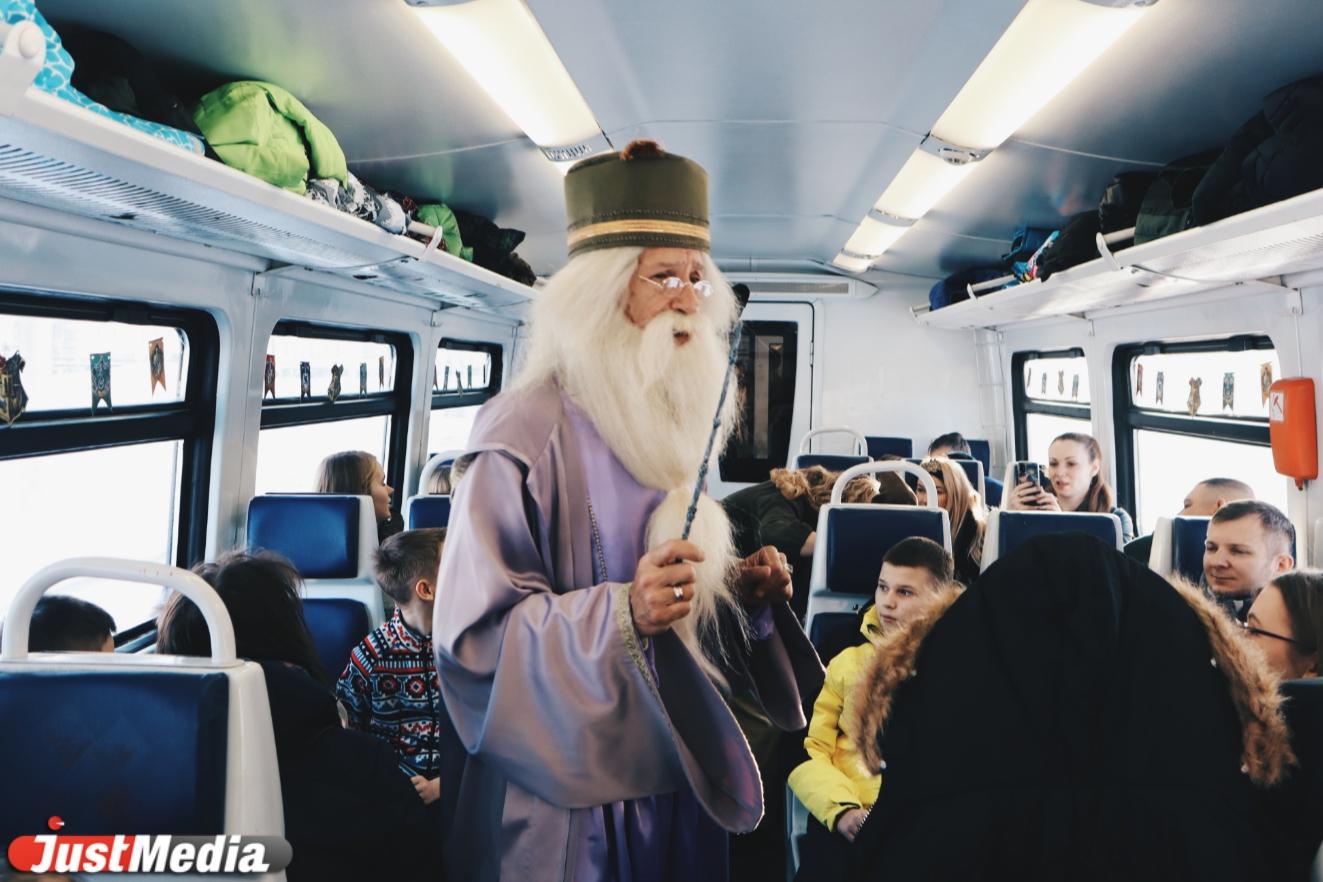 Катаемся на «Хогвартс-Экспрессе» в Екатеринбурге. Что предлагают большим и маленьким фанатам Гарри Поттера за 2 500 рублей - Фото 1