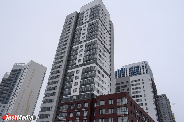 Город, в котором есть только неплохой парк. Показываем, каким получился ЖК «Современник» у «Стройтэка» на Раевского