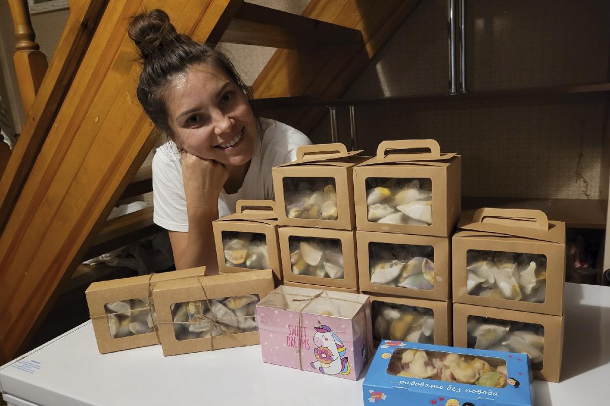 Многодетная мама из Сысерти побывала на «Битве шефов» и теперь открывает собственное кафе арт-пельменей - Фото 1