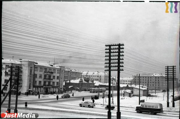 «Это стало неким порталом в новый микрорайон». История Шарташского переезда и строительства первого моста на Ленина-Восточной в Екатеринбурге #Втузгородок