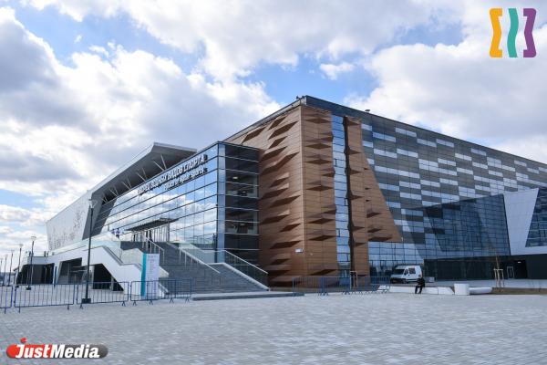 Самый большой в России Дворец водных видов спорта открылся в Екатеринбурге - Фото 1