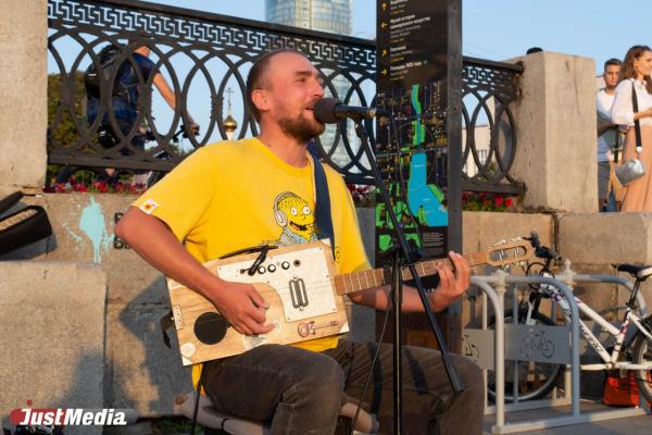 «Голос улиц»: как живут свободные музыканты Екатеринбурга - Фото 1