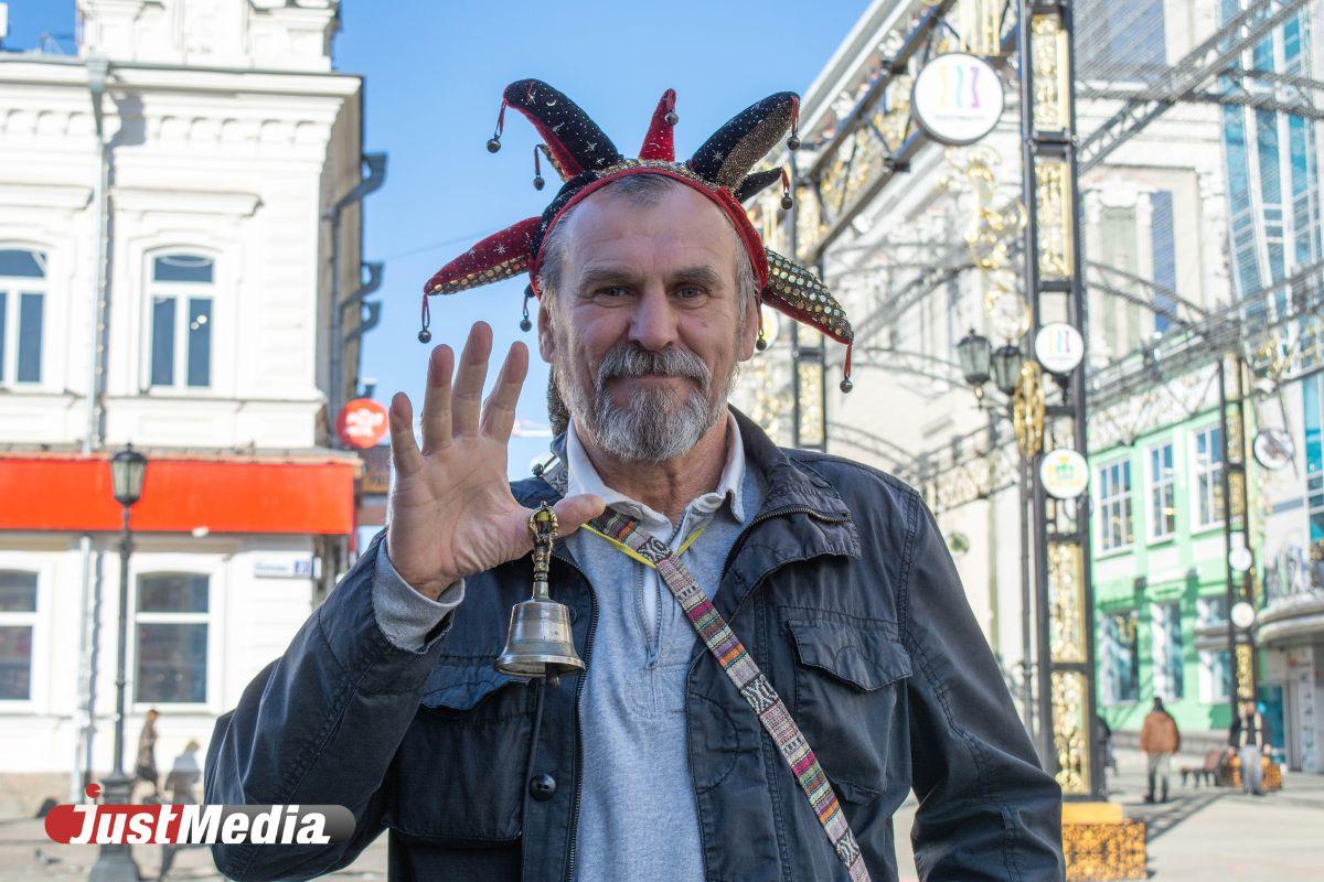 «Люди будут за неделю «уходить» в унитаз». Городской шаман Василич из Екатеринбурга предсказал новый «ковид» в 2024 году - Фото 1