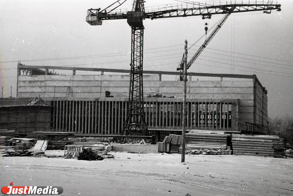 От «Комсомольца» до «Космоса». Какие кинотеатры появились в Свердловске в 1960-е годы - Фото 1