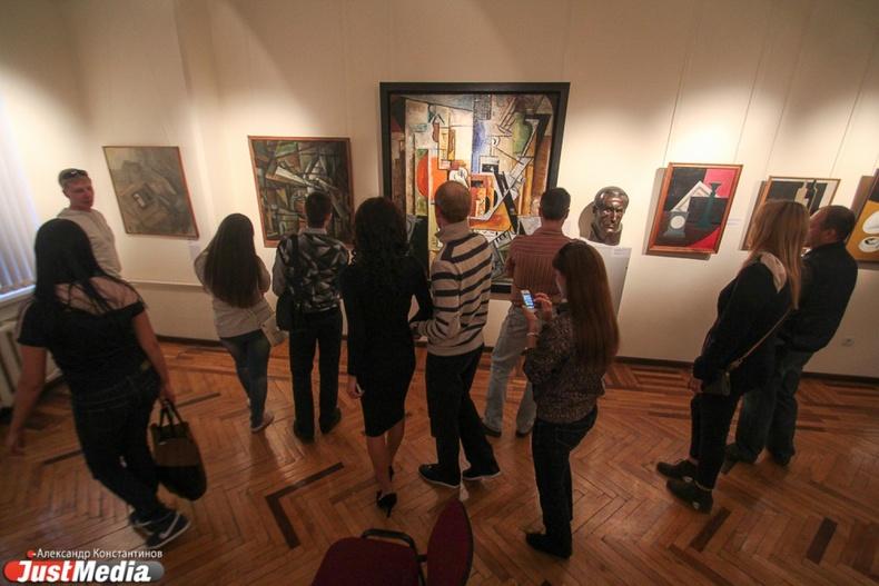 Афиша событий Екатеринбурга: концерт этно-оркестра, выставка «Преодолевая телесность» и танцевальный спектакль «Кожа» - Фото 1