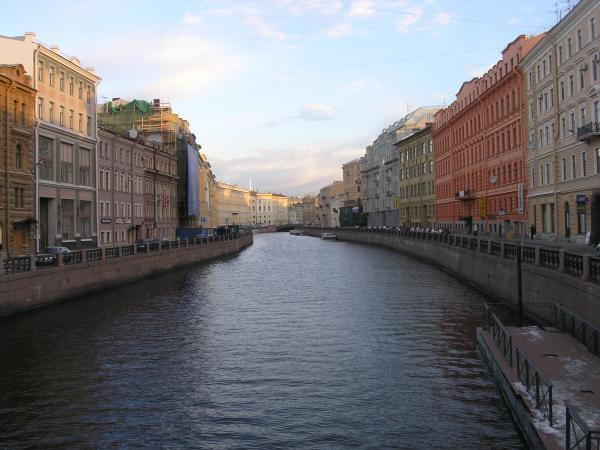 Аренда катеров в Санкт-Петербурге: морские прогулки с капитаном по Неве и Финскому заливу - Фото 1