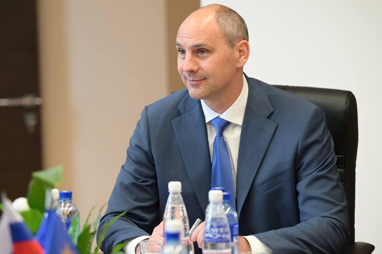 Губернатор Денис Паслер снизил в 10 раз арендную плату за участки для ветеранов СВО - Фото 1