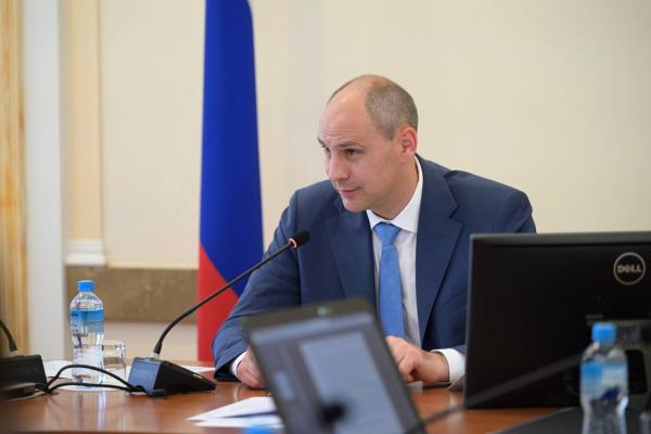 Денис Паслер акцентировал внимание правительства на важности стабилизации эпидемиологической ситуации перед 1 сентября - Фото 1