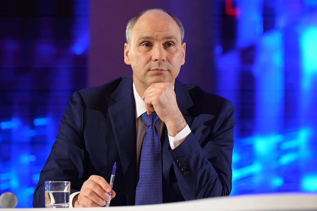 Денис Паслер рассказал о сохранении мер поддержки для семей с детьми на следующие годы - Фото 1