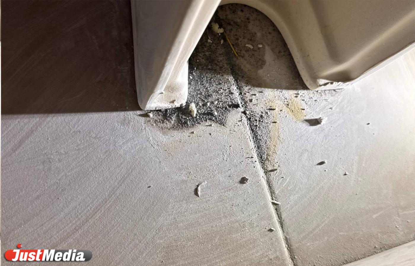 Свердловчанка утверждает, что четыре месяца не может принять квартиру, из-за того, что застройщик не устраняет дефекты - Фото 1