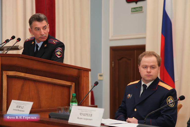 Каленым железом и дисциплинарным взысканием. В ГУ МВД области решали, как бороться со взяточничеством и халатностью сотрудников ГИБДД - Фото 2