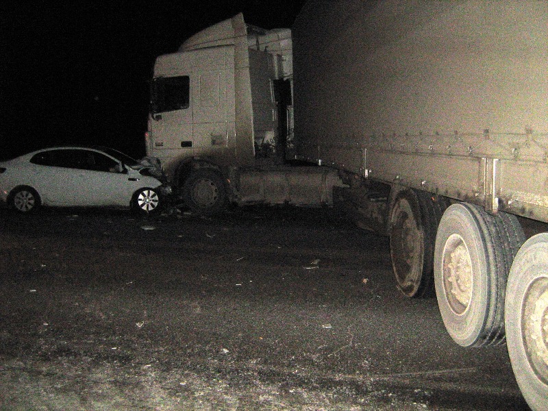 Водитель легковушки пострадал от столкновения с грузовиком из Челябинска - Фото 2