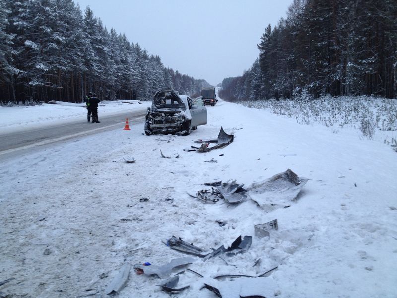 Срочно! На трассе Екатеринбург-Реж в ДТП из-за колеи на дороге погибли четыре человека - Фото 3