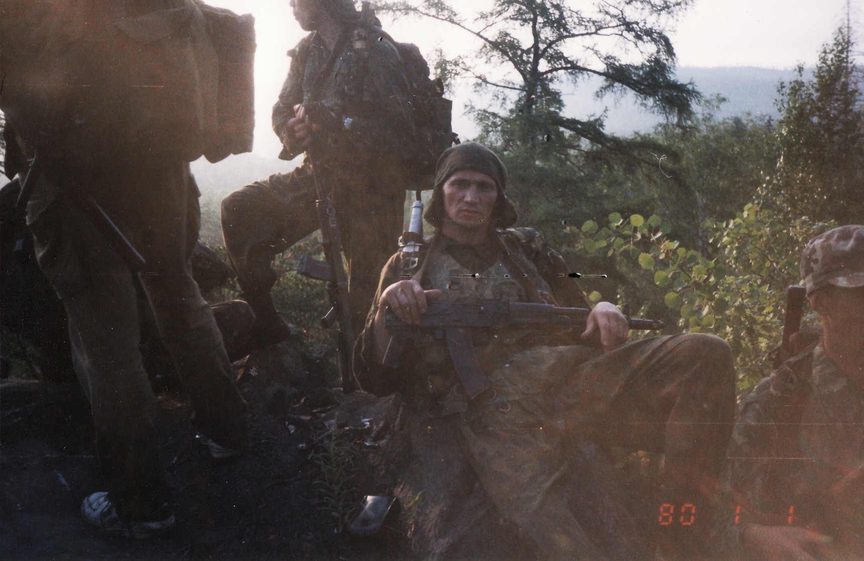 В Екатеринбурге открыли мемориальную плиту в честь Героя России, спецназовца ГУФСИН Сергея Багаева - Фото 3