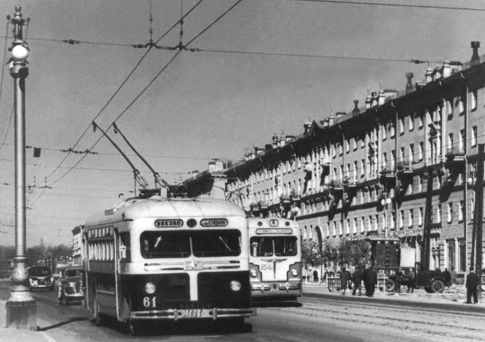 «Отремонтировали 16 развалин и начали закатывать дороги в асфальт» О работе троллейбуса в послевоенном Свердловске в СПЕЦПРОЕКТе «Е-транспорт» - Фото 8