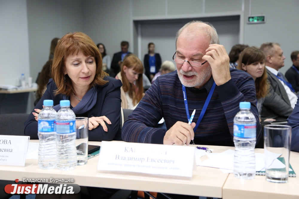 «Это будет отвлекать от Храма-на-Крови и убьет пруд». Архитекторы Екатеринбурга и Владимир Хотиненко выступили за Храм Святой Екатерины, но не на воде. ВИДЕО - Фото 3