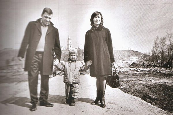 Альшевских порадовал Куйвашева, подарив ему раритетные снимки из прошлого - Фото 3